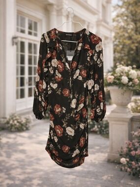 NICHOLAS Black Floral Long-Sleeve V-Neck Dress